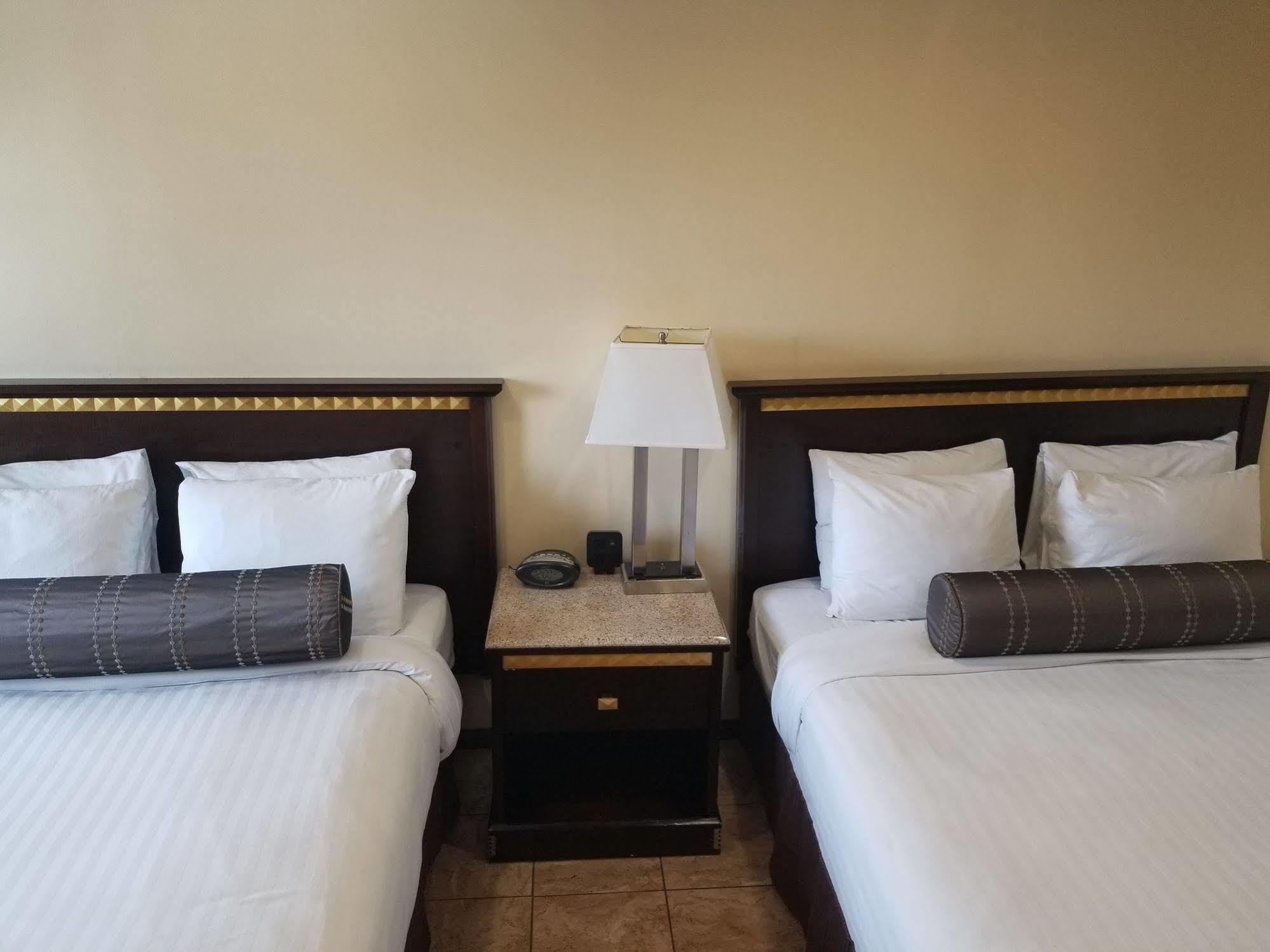 Tuscan Garden Inn Los Angeles Exterior foto